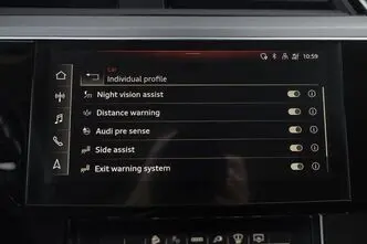 Audi e-tron, 300 kW, electric, automatic, four-wheel drive