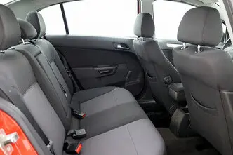 Opel Astra, 1.6, 85 kW, bensiin, manuaal, esivedu
