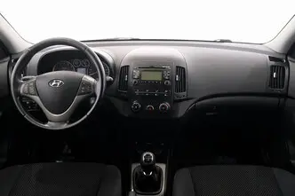 Hyundai i30, 1.6, 93 kW, бензин, механическая, передний привод