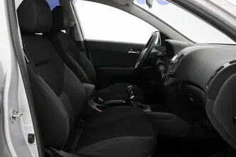 Hyundai i30, 1.6, 93 kW, бензин, механическая, передний привод