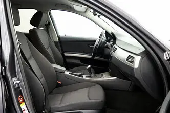 BMW 318, 2.0, 95 kW, petrol, manual, rear-wheel drive