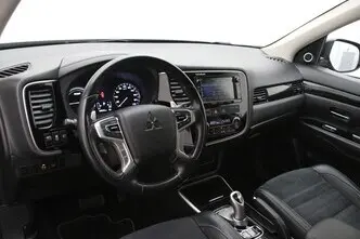 Mitsubishi Outlander, 2.0, 89 kW, pistikhübriid, automaat, nelikvedu