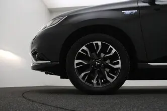 Mitsubishi Outlander, 2.0, 89 kW, pistikhübriid, automaat, nelikvedu