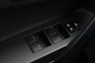 Toyota Auris, 1.8, 73 kW, hübriid, automaat, esivedu