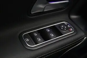 Mercedes-Benz CLA 200, 2.0, 110 kW, diisel, automaat, esivedu