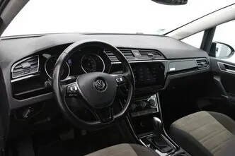 Volkswagen Touran, 1.6, 85 kW, diisel, automaat, esivedu