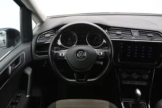 Volkswagen Touran, 1.6, 85 kW, diisel, automaat, esivedu