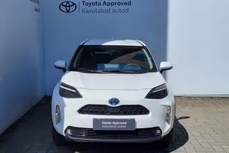 Toyota Yaris Cross, 1.5, 68 kW, hübriid, automaat, esivedu