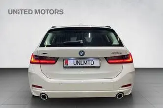 BMW 320, 150 kW, petrol, automatic, four-wheel drive