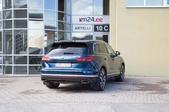 Volkswagen Touareg, 3.0, 170 kW, дизель, автомат, полный привод
