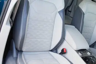 Volkswagen Touareg, 3.0, 170 kW, дизель, автомат, полный привод