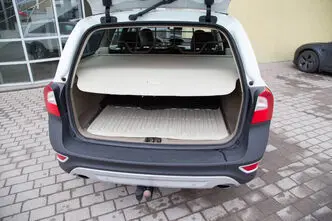 Volvo XC70, 2.4, 120 kW, diisel, automaat, nelikvedu