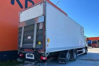DAF CF 370 6x2, 271 kW, дизель, автомат