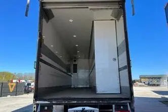 DAF CF 370 6x2, 271 kW, дизель, автомат