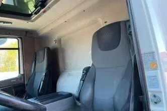 DAF CF 370 6x2, 271 kW, дизель, автомат
