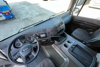 DAF CF 370 6x2, 271 kW, дизель, автомат