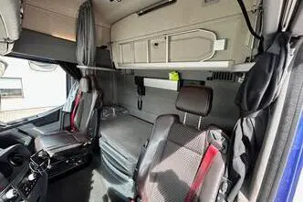 Renault T 520, 390 kW, дизель, автомат
