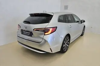 Toyota Corolla, 1.2, 85 kW, бензин, автомат, передний привод