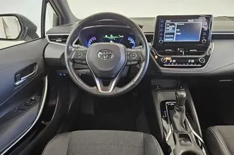 Toyota Corolla, 1.2, 85 kW, бензин, автомат, передний привод