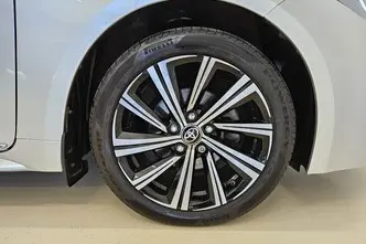 Toyota Corolla, 1.2, 85 kW, бензин, автомат, передний привод