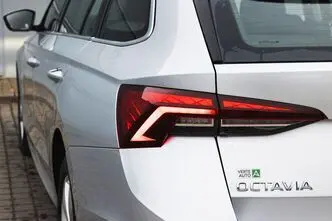 Škoda Octavia, 2.0, 85 kW, bensiin, manuaal, esivedu