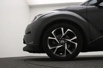 Toyota C-HR, 1.8, 72 kW, hübriid, automaat, esivedu
