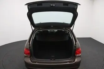 Volkswagen Golf, 1.2, 77 kW, bensiin, manuaal, esivedu