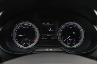 Škoda Octavia, 1.6, 85 kW, diisel, automaat, esivedu