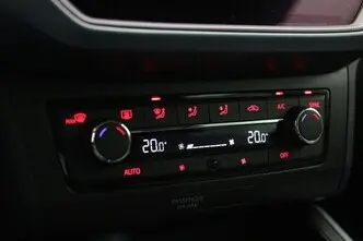 SEAT Arona, 1.0, 70 kW, bensiin, manuaal, esivedu