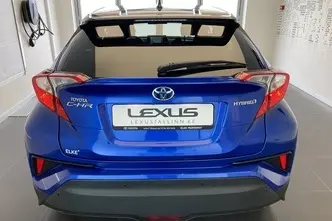 Toyota C-HR, 1.8, 72 kW, гибрид, автомат, передний привод