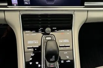 Porsche Panamera, 2.9, 324 kW, petrol, automatic, four-wheel drive