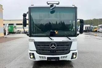 Mercedes-Benz ECONIC 1830 4X2 EURO6 + NORBA + FERRARI CRANE, 220 kW, дизель, автомат