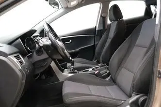 Hyundai i30, 1.4, 73 kW, petrol, manual, front-wheel drive