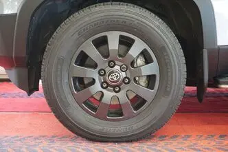 Toyota Land Cruiser, 2.8, 151 kW, diisel, automaat, nelikvedu