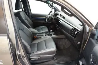 Toyota Hilux, 2.8, 150 kW, hübriid, automaat, nelikvedu