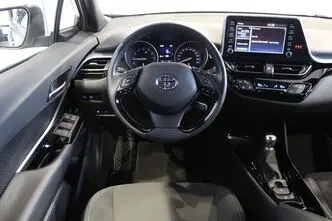 Toyota C-HR, 1.2, 85 kW, bensiin, automaat, esivedu