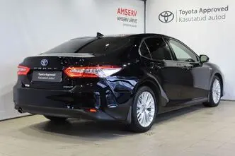 Toyota Camry, 2.5, 131 kW, hybrid, automatic, front-wheel drive