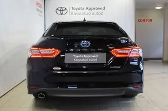 Toyota Camry, 2.5, 131 kW, hybrid, automatic, front-wheel drive