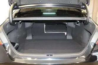 Toyota Camry, 2.5, 131 kW, hybrid, automatic, front-wheel drive