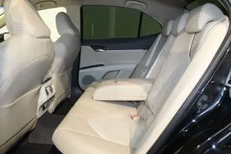 Toyota Camry, 2.5, 131 kW, hybrid, automatic, front-wheel drive