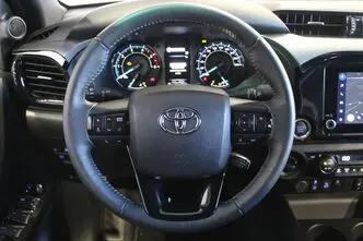 Toyota Hilux, 2.4, 110 kW, diisel, automaat, nelikvedu