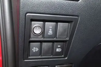 Toyota Hilux, 2.4, 110 kW, diisel, automaat, nelikvedu