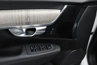 Volvo V90 Cross Country, 2.0, 145 kW, hübriid, automaat, nelikvedu