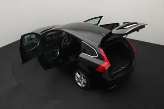 Volvo V60, 2.4, 158 kW, pistikhübriid, automaat, nelikvedu