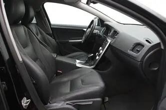 Volvo V60, 2.4, 158 kW, pistikhübriid, automaat, nelikvedu