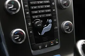 Volvo V60, 2.4, 158 kW, pistikhübriid, automaat, nelikvedu