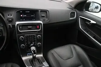 Volvo V60, 2.4, 158 kW, pistikhübriid, automaat, nelikvedu