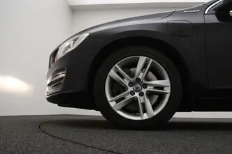 Volvo V60, 2.4, 158 kW, pistikhübriid, automaat, nelikvedu