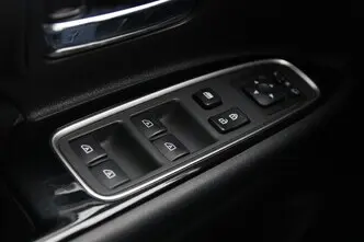 Mitsubishi Outlander, 2.4, 99 kW, pistikhübriid, automaat, nelikvedu