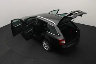 Škoda Octavia, 1.6, 85 kW, diesel, automatic, front-wheel drive